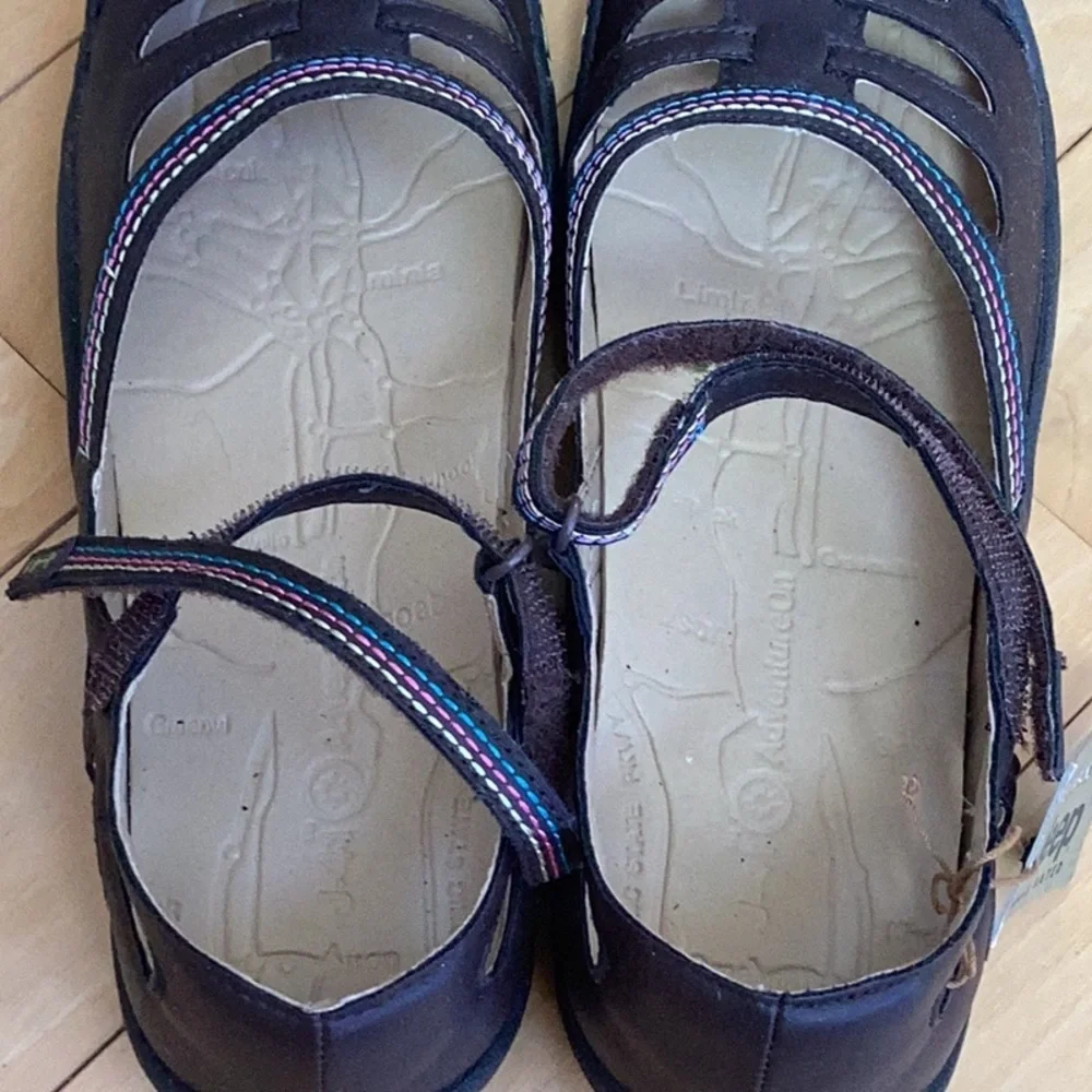 Jeep J-41 shoes, women’s size 9.5